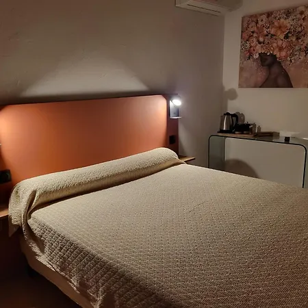 Bed and Breakfast Tre Castelli Monticello Zimmer foto